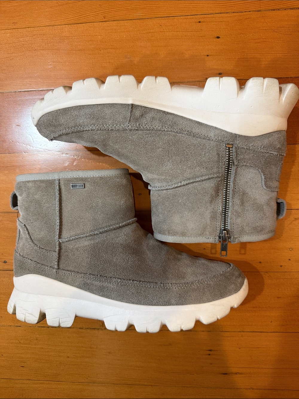 UGG suede Palomar sneakers